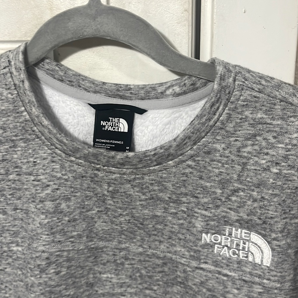 The North Face SIZE MEDIUM material Polyester new without tags